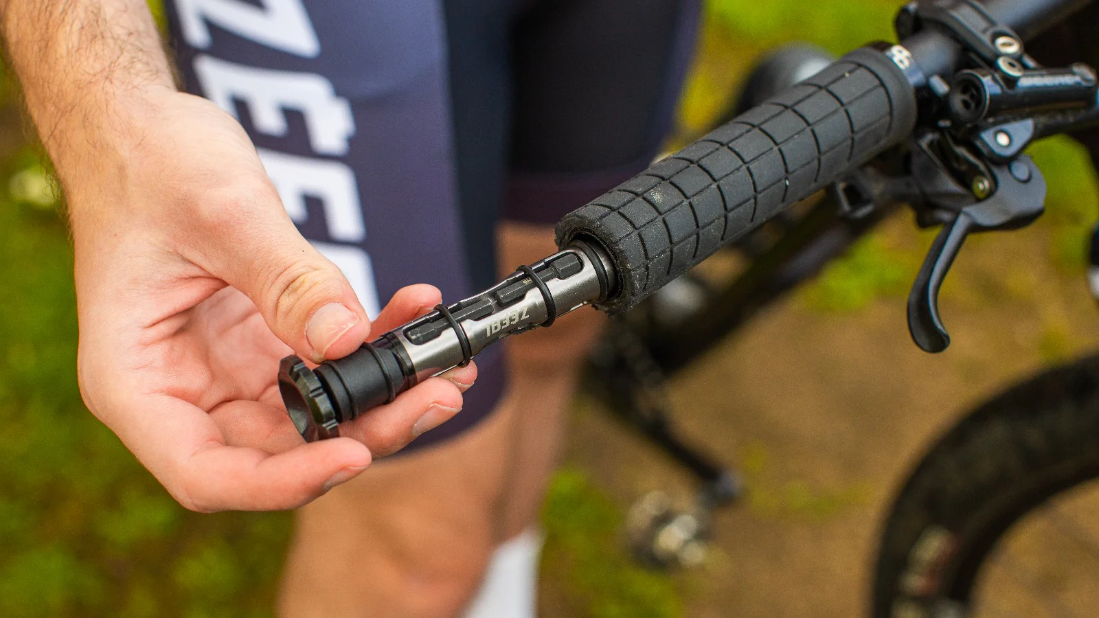 Multi-outils et kit de réparation Tubeless Zéfal Z Bar Tool - Image 6