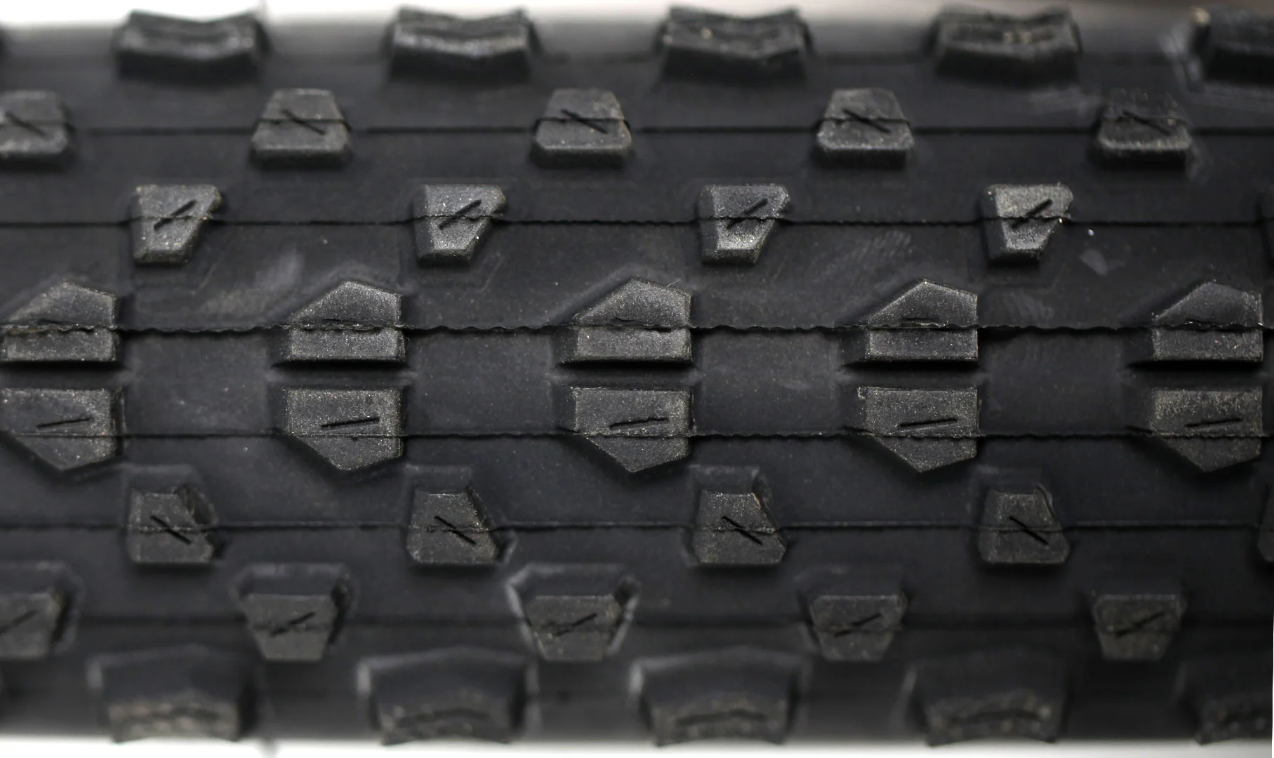 Pneu Maxxis Ikon - Dual 70a/60a - Tringle Souple - Image 3